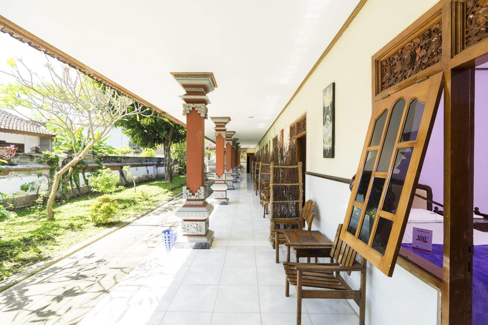 Reddoorz @ Tanjung Benoa Hotel Nusa Dua  Buitenkant foto
